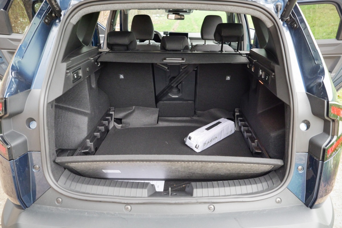 Dacia Bigster mild-hybrid G-140 - test 2025