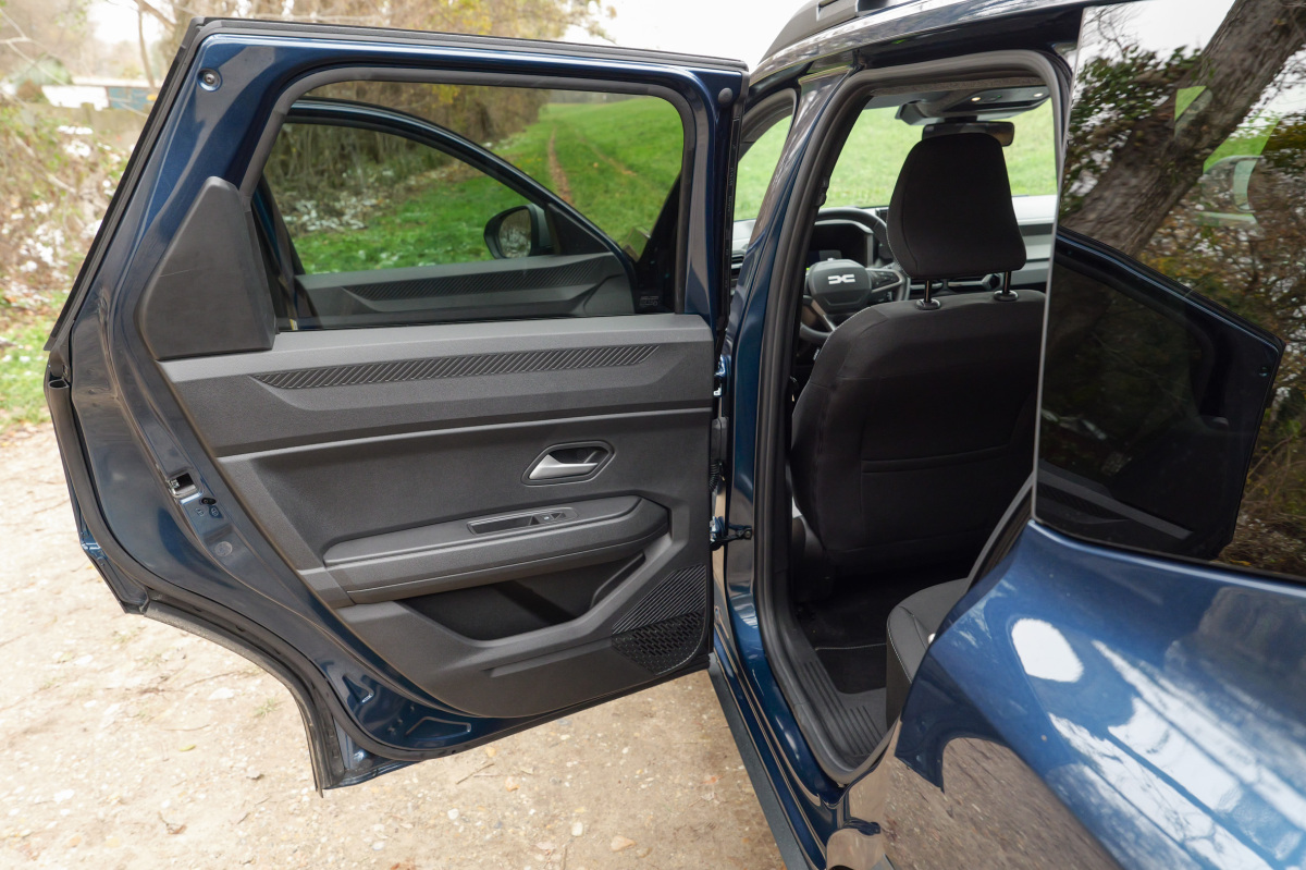 Dacia Bigster mild-hybrid G-140 - test 2025