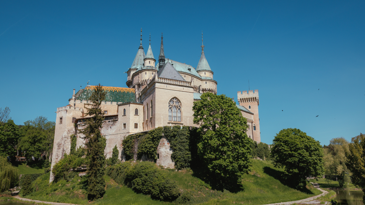 Čáry-máry