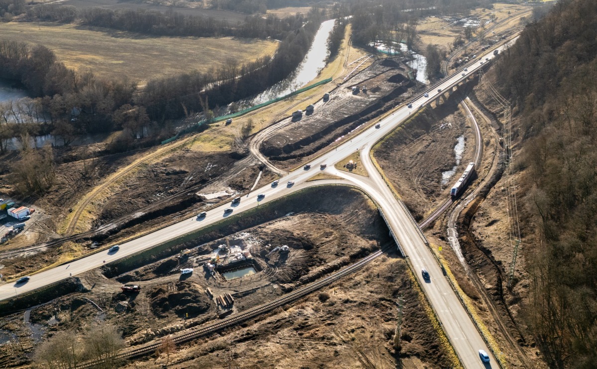 Výstavba R1 