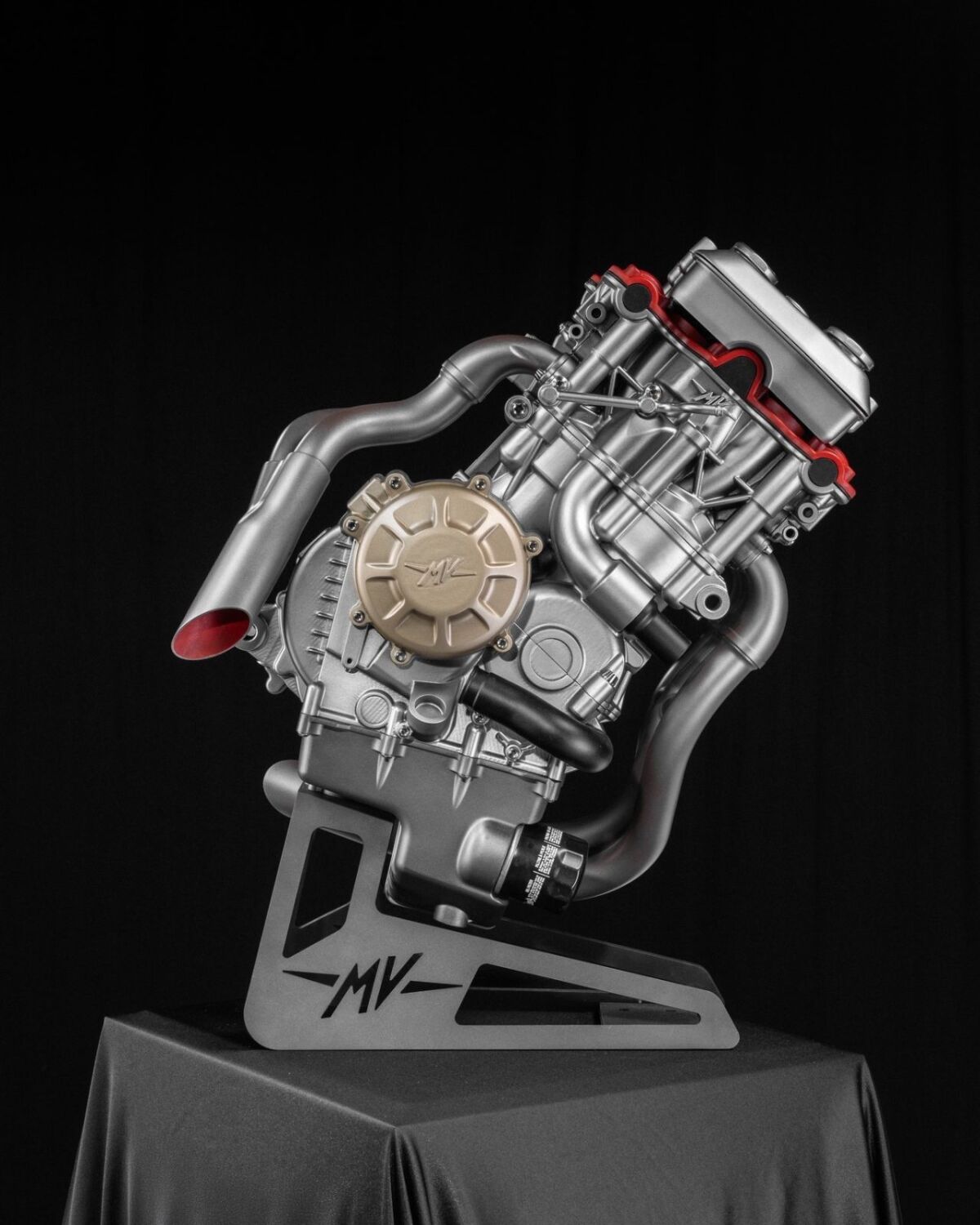 MV Agusta - nový 5-valec Cinque Cilindri 2025