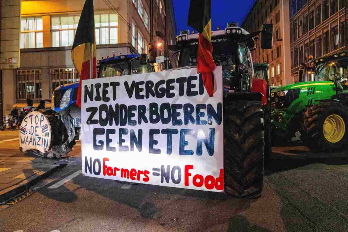 farmári brusel protest traktor