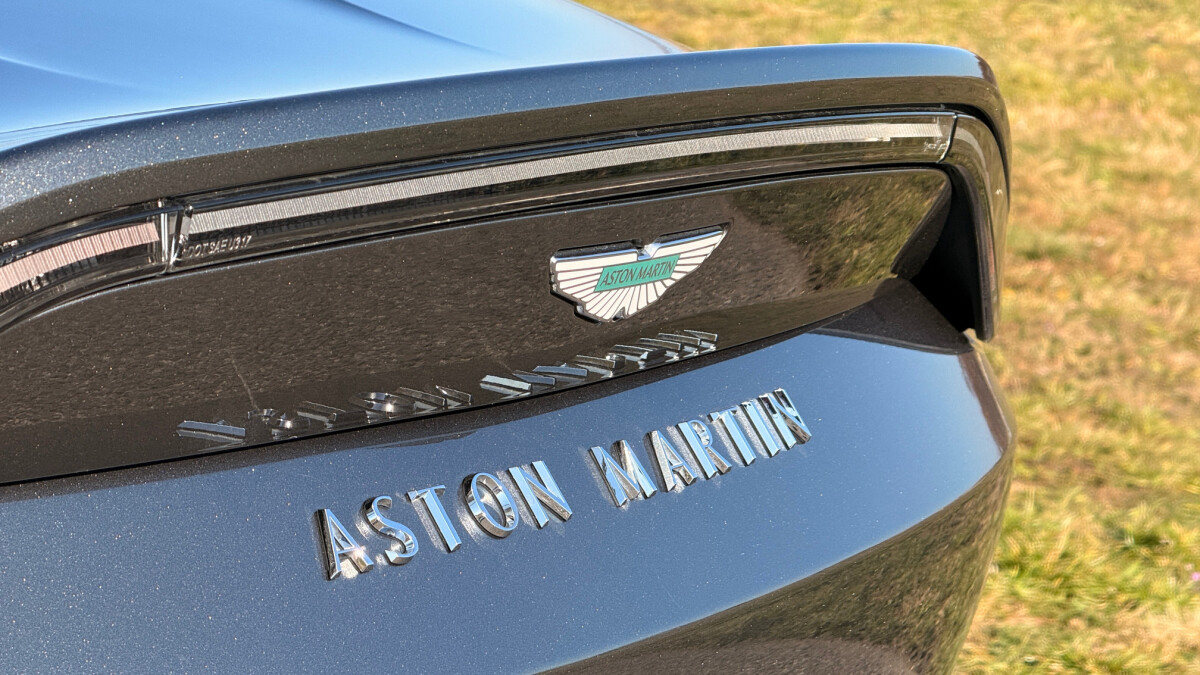 Aston Martin Vantage Roadster (2025)