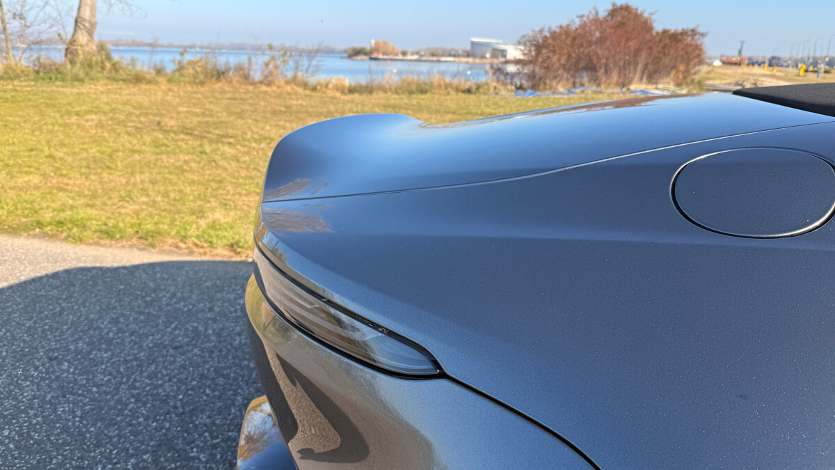 Aston Martin Vantage Roadster (2025)