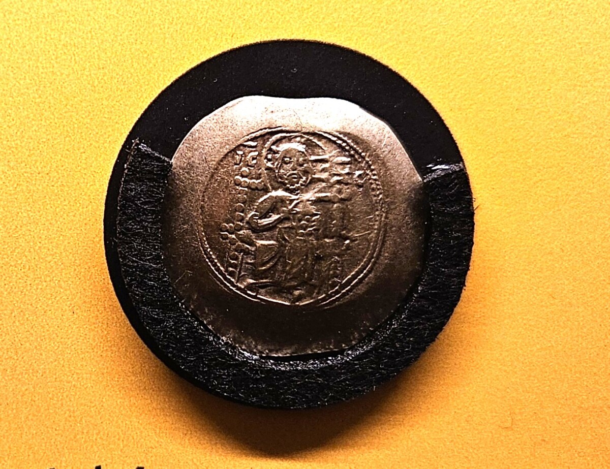 Hyperpyron byzantska minca pouzivana v 11. az 14. storoci BM