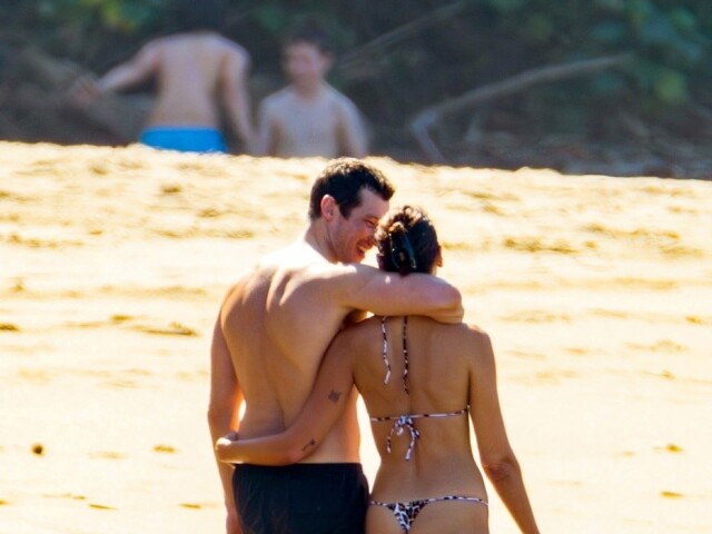 Dua Lipa a jej partner/snúbenec - herec Callum Turner