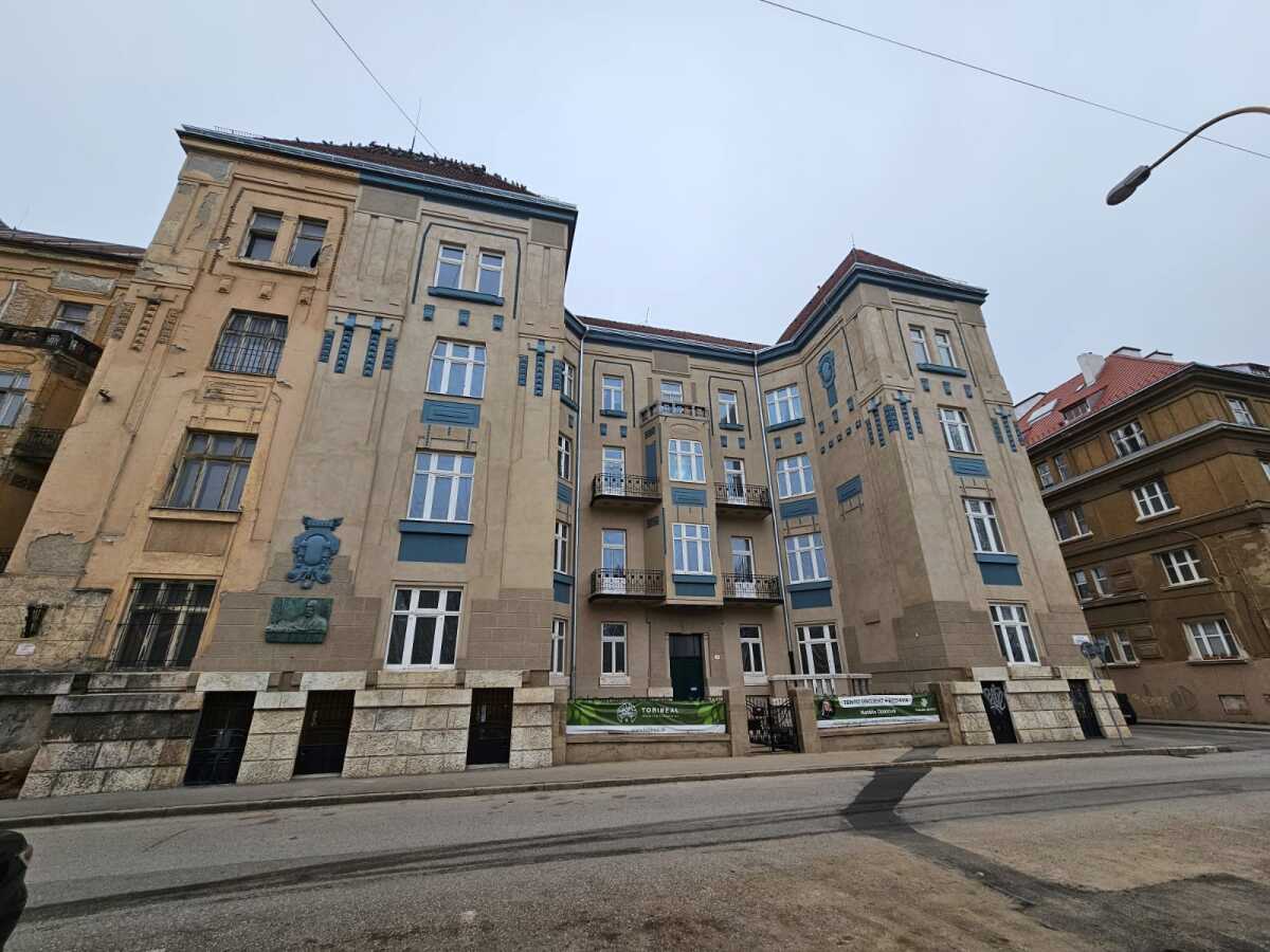 Secesna budova Stefanikova Kosice  3 
