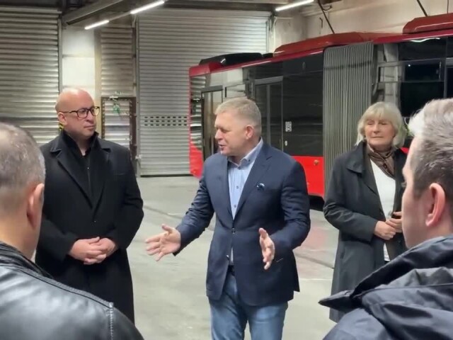 Ráž a Fico v bratislavskom dopravnom podniku na Vianoce