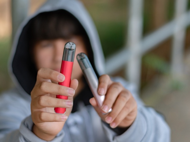 fajcenie, vapovanie, e-cigarety, EVALI