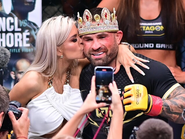 Karlos Vémola, lela vémolová