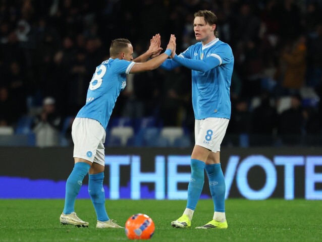 Stanislav Lobotka, Scott McTominay