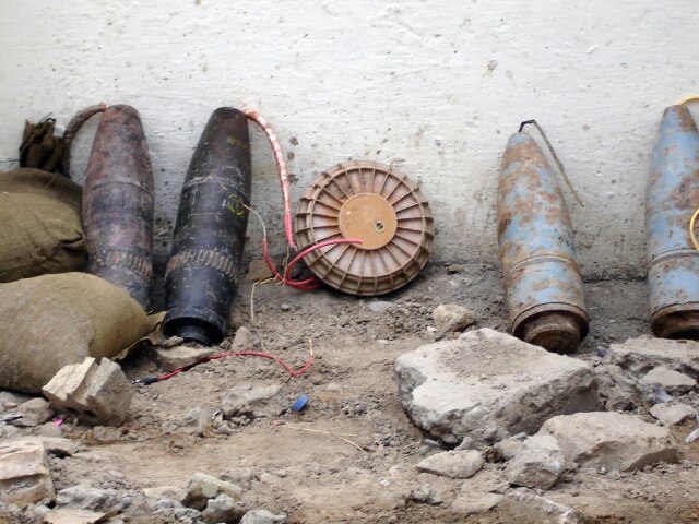 IED nájdené v Bagdade v novembri 2005