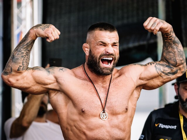 Karlos Vémola