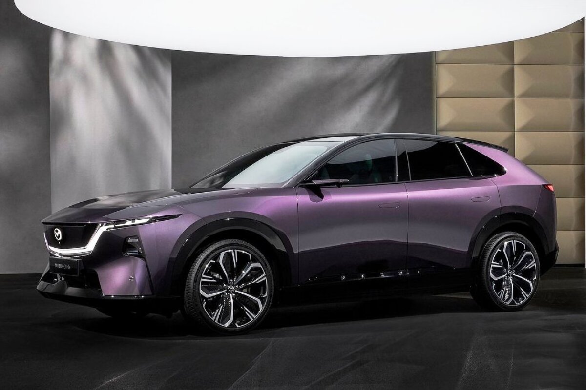 Mazda CX-6e - 2026