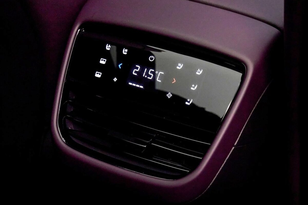 Mazda CX-6e - 2026
