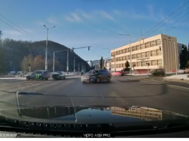 dopravná nehoda, policajti, Polícia SR