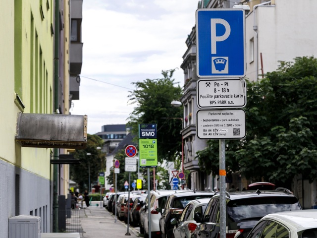 PAAS / Parkovanie /