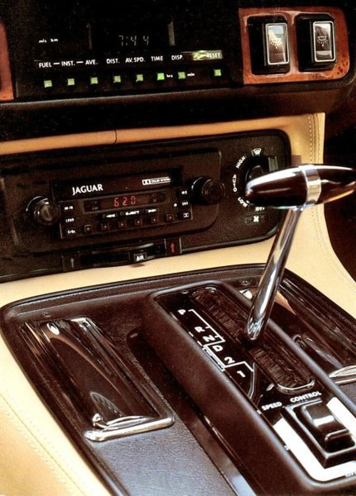 Jaguar XJ-S - 50 rokov