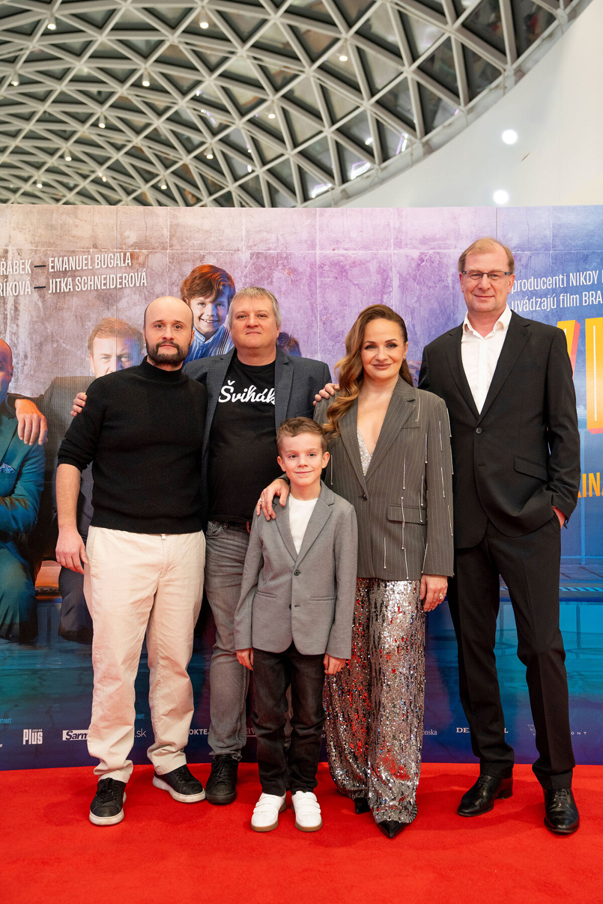 Jedna mama  jeden syn  traja otcovia Svihaci foto Bontonfilm
