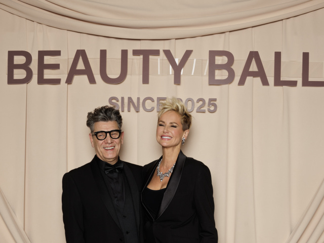 Topmodelka Adriana Sklenaříková a jej partner Marc Lavoine. 