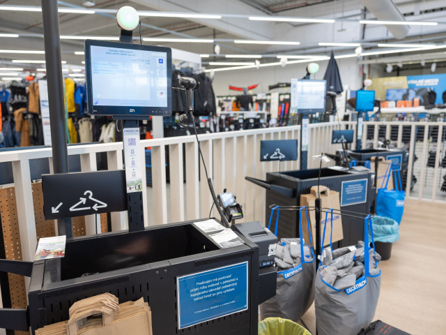 decathlon, pokladna, pokladne, platba