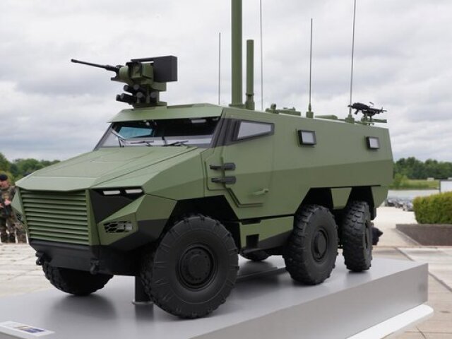 Francúzsky viacúčelový obrnený transportér VBMR (Véhicule Blindé Multi-Rôles) Griffon