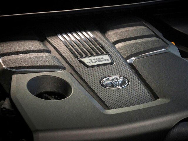 Toyota Land Cruiser 300 Hybrid - 2026