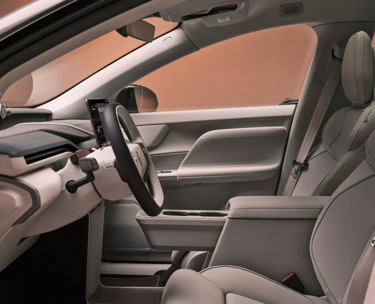 Volvo EX60 - 2026