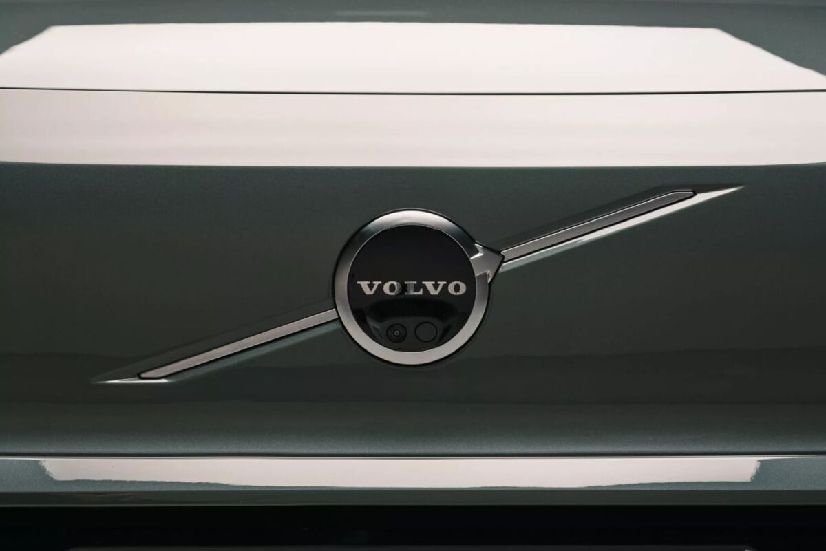 Volvo EX60 - 2026