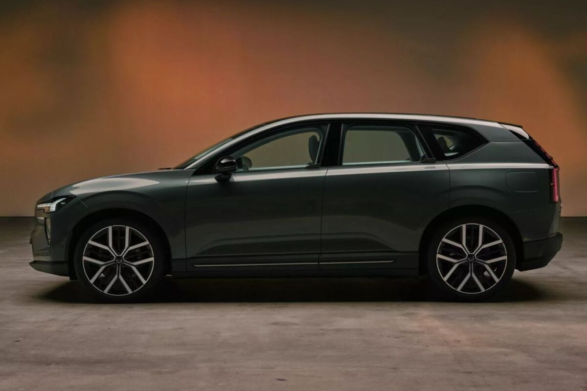 Volvo EX60 - 2026