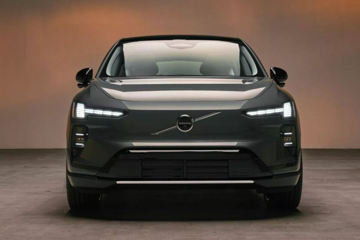 Volvo EX60 - 2026