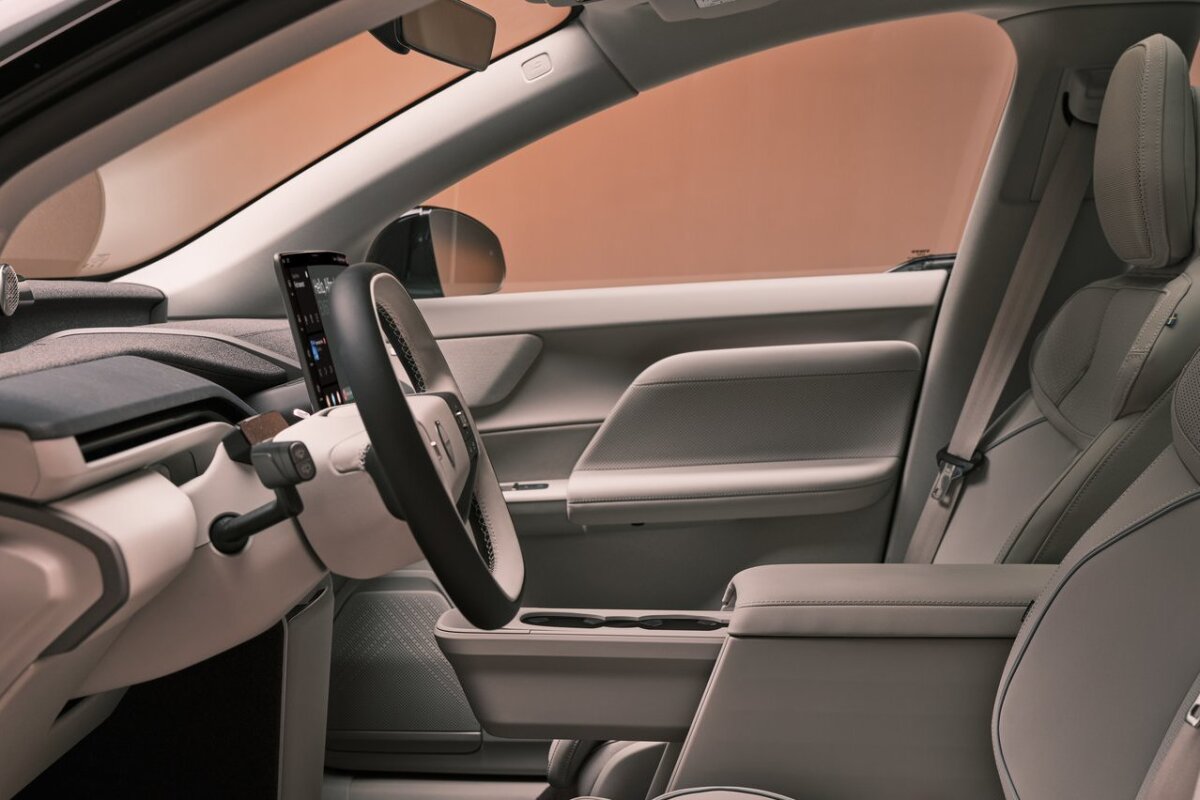 Volvo EX60 - 2026