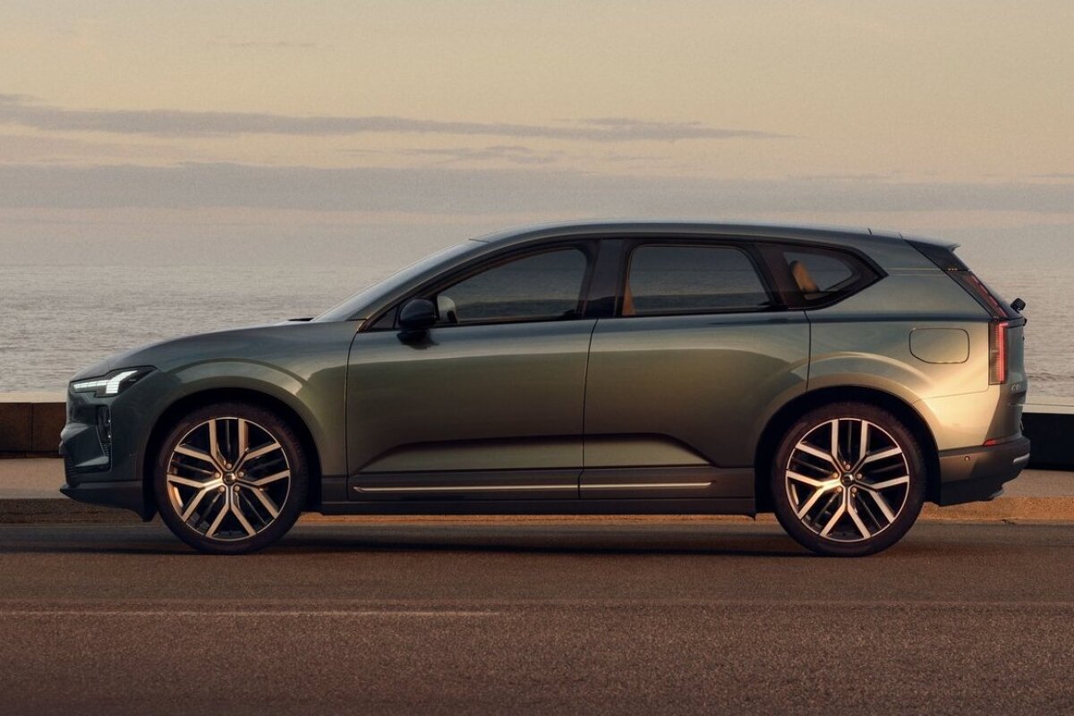 Volvo EX60 - 2026