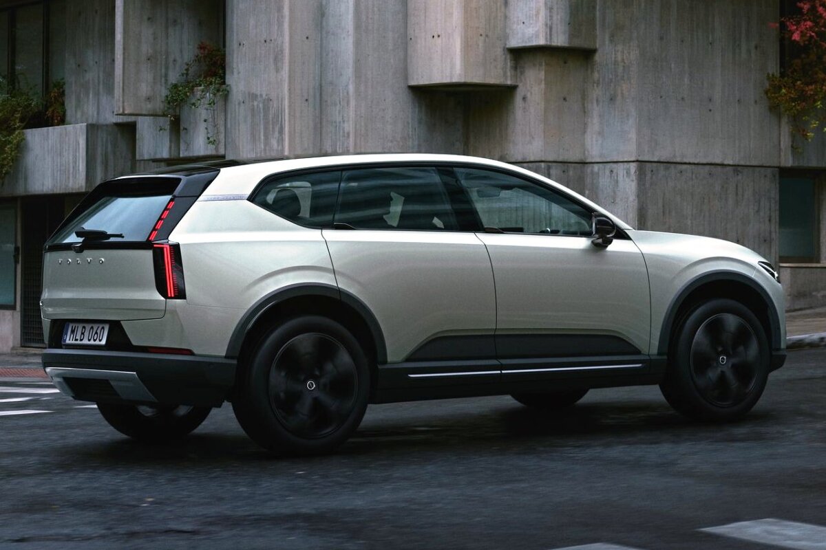 Volvo EX60 Cross Country - 2026