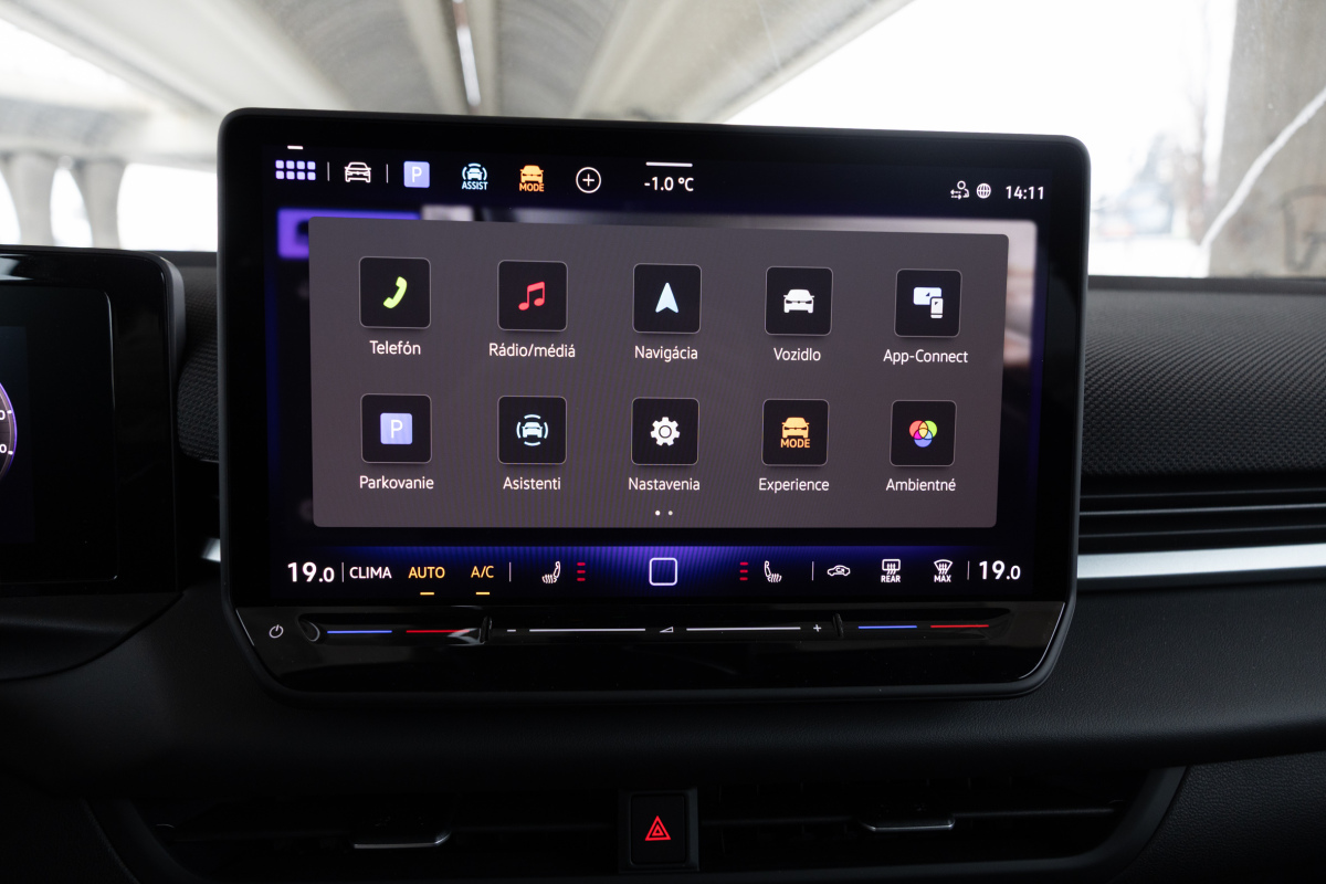 VW T-Roc 1,5 eTSI R-Line - test 2026