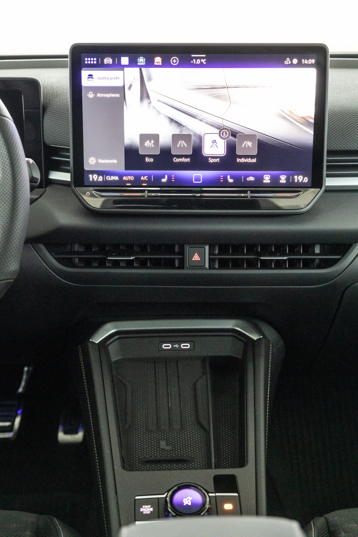 VW T-Roc 1,5 eTSI R-Line - test 2026