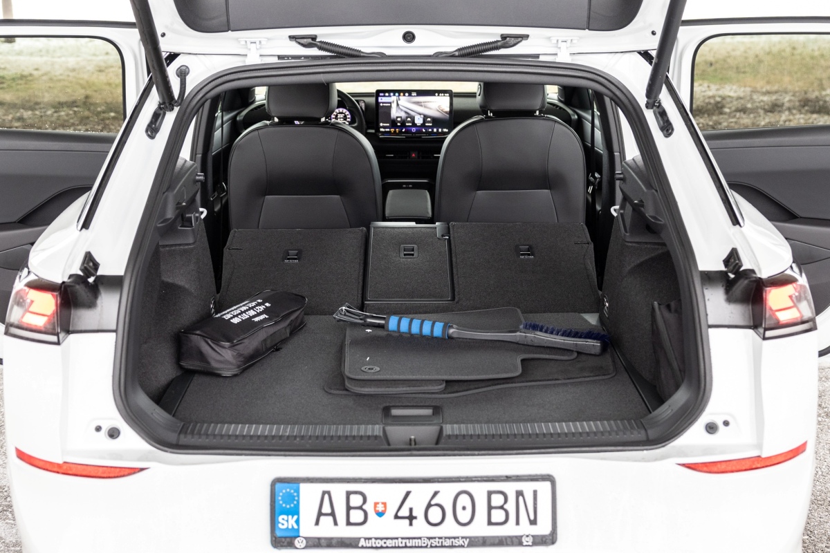VW T-Roc 1,5 eTSI R-Line - test 2026