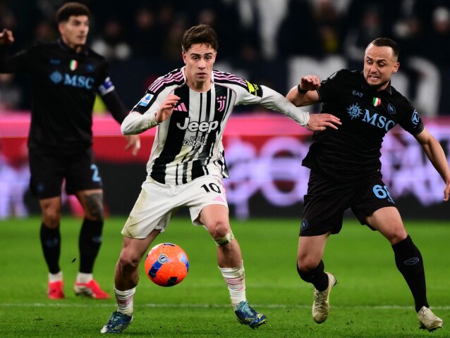 Stanislav Lobotka, Kenan Yildiz