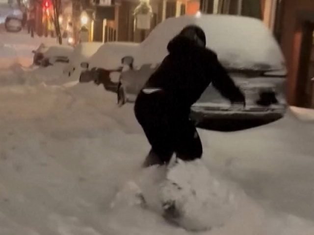 sneh, Boston, snowboard, video Reuters, NEPOUŽÍVAŤ!
