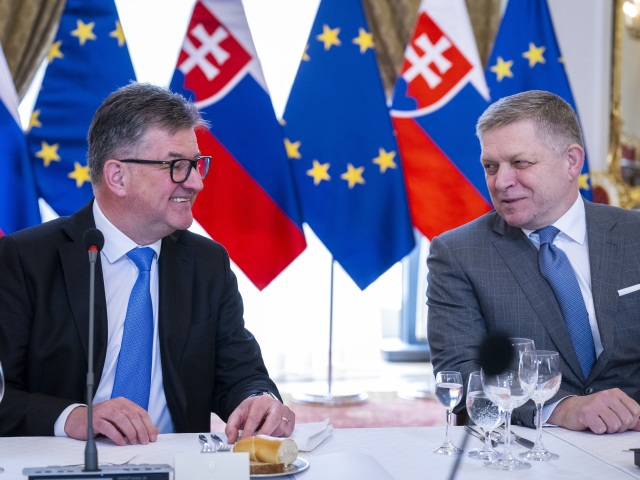 Robert Fico / Miroslav Lajčák /