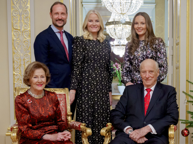 norsko kráľovská rodina kráľ Harald Haakon Mette-Marit