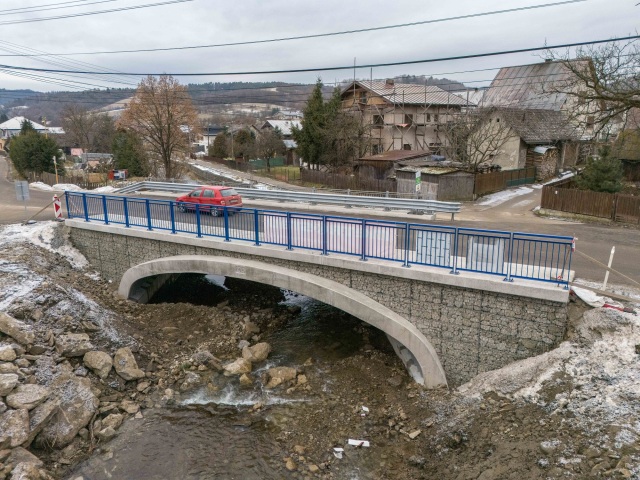 most, Štiavnik