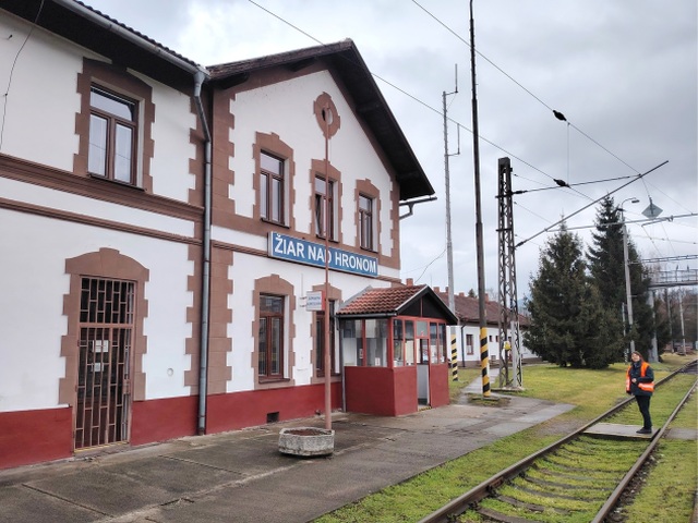 železničná stanica, Žiar nad Hronom