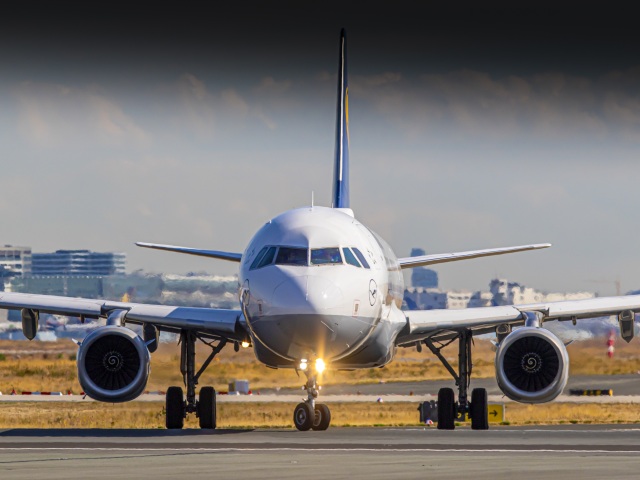 Airbus, Lufthansa, lietadlo, letisko