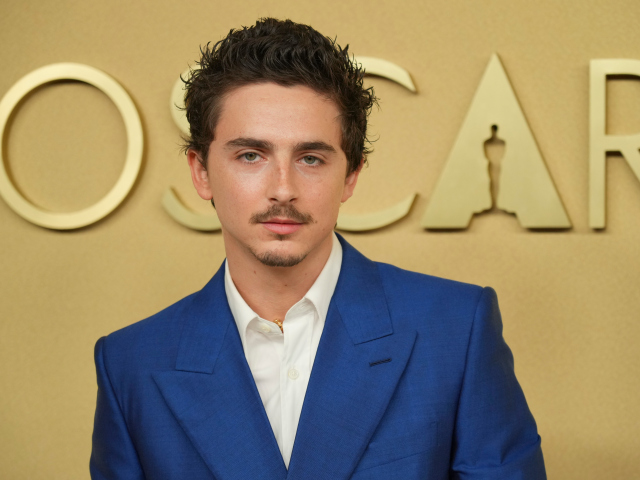 Herec Timothee Chalamet je nominovaný za film Marty Supreme. 