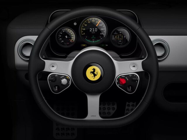 Ferrari Luce - interiér 2026