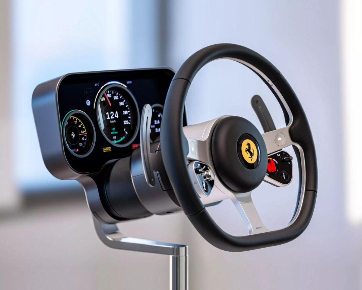 Ferrari Luce - interiér 2026