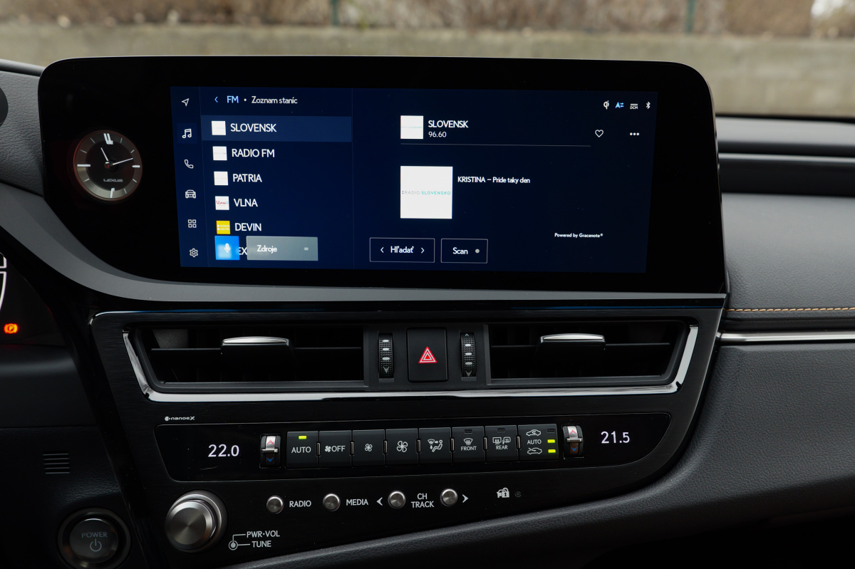 Lexus ES Legacy Edition - test 2025