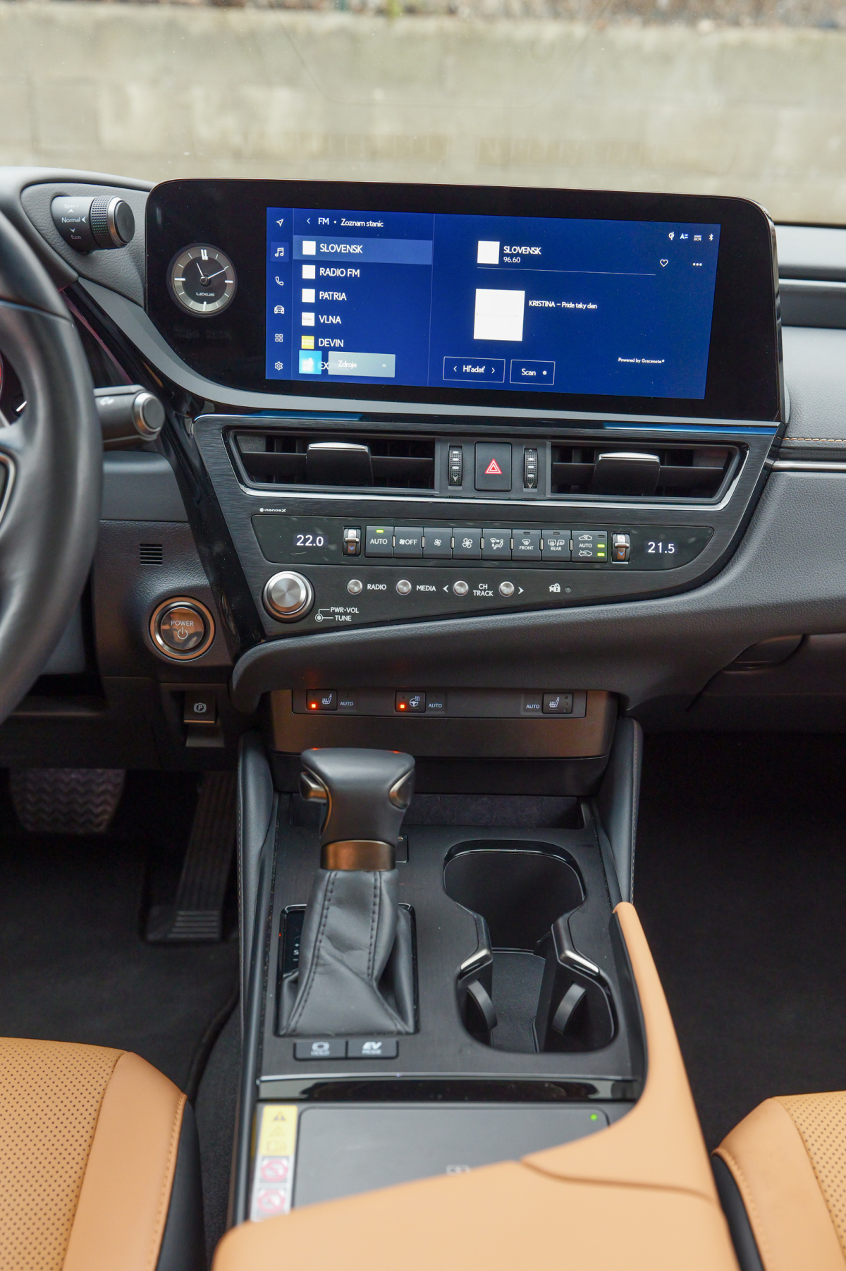 Lexus ES Legacy Edition - test 2025