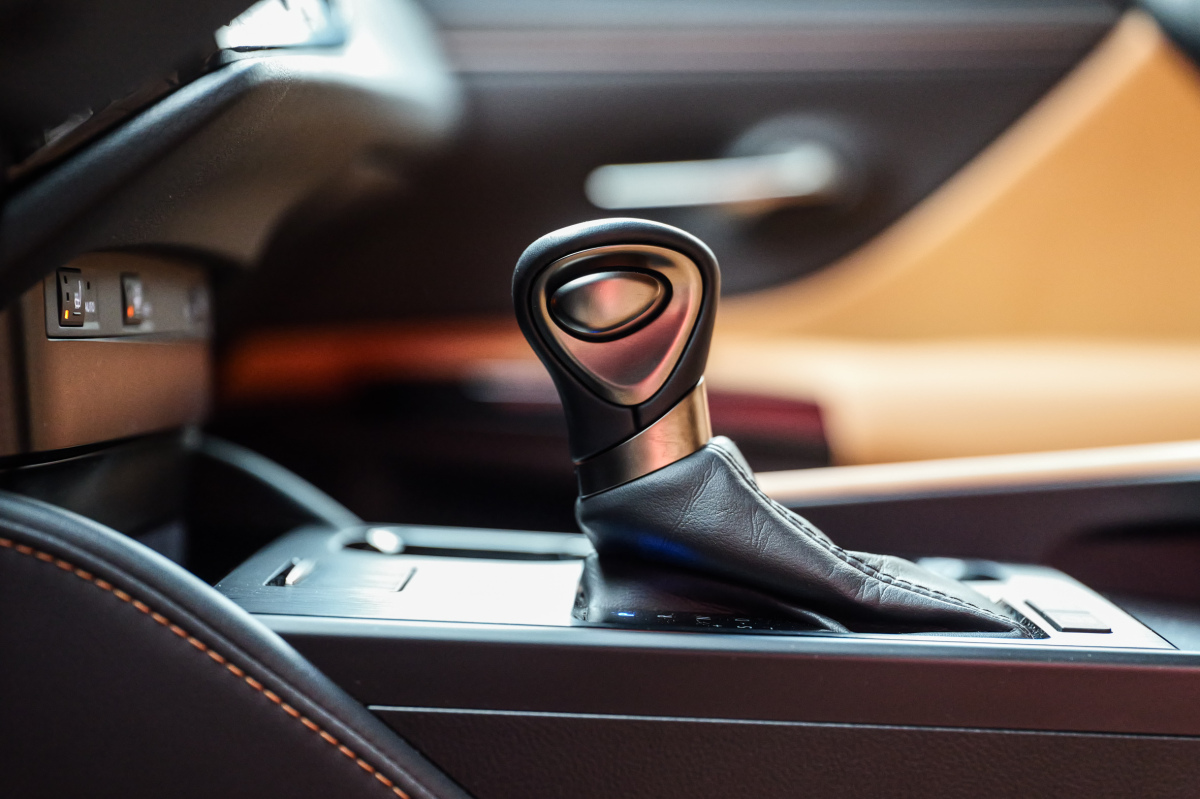 Lexus ES Legacy Edition - test 2025
